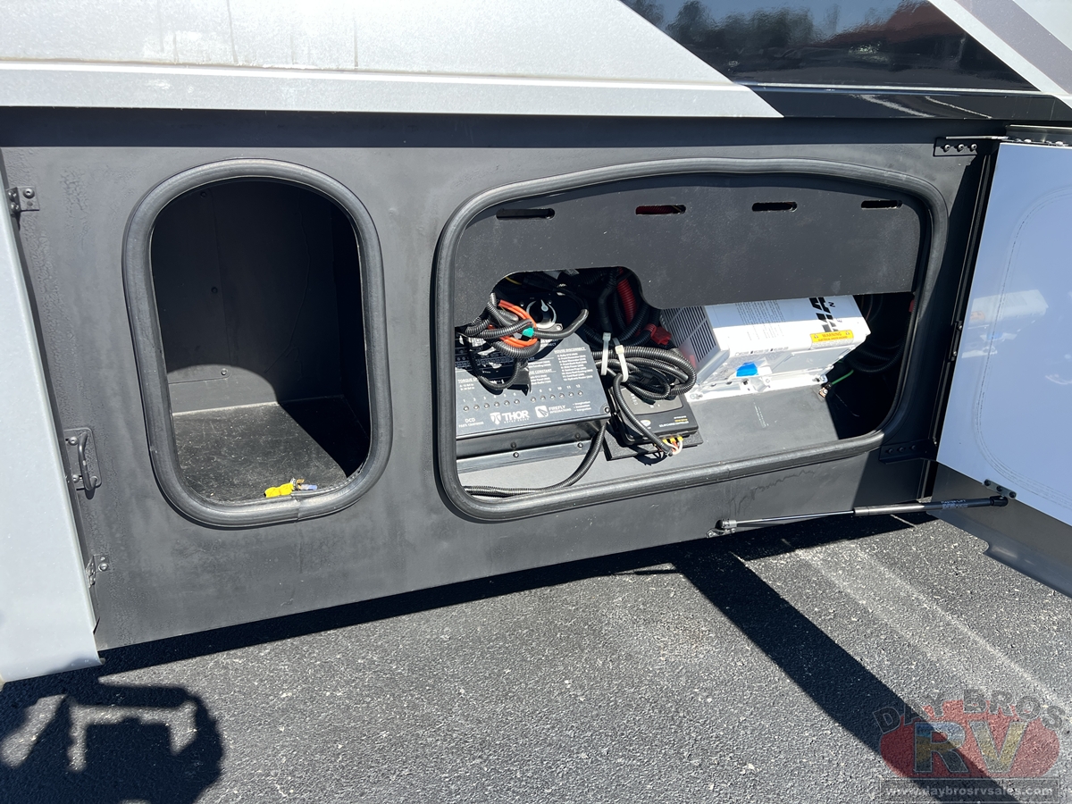 2022 Thor Motor Coach Aria Motorhome