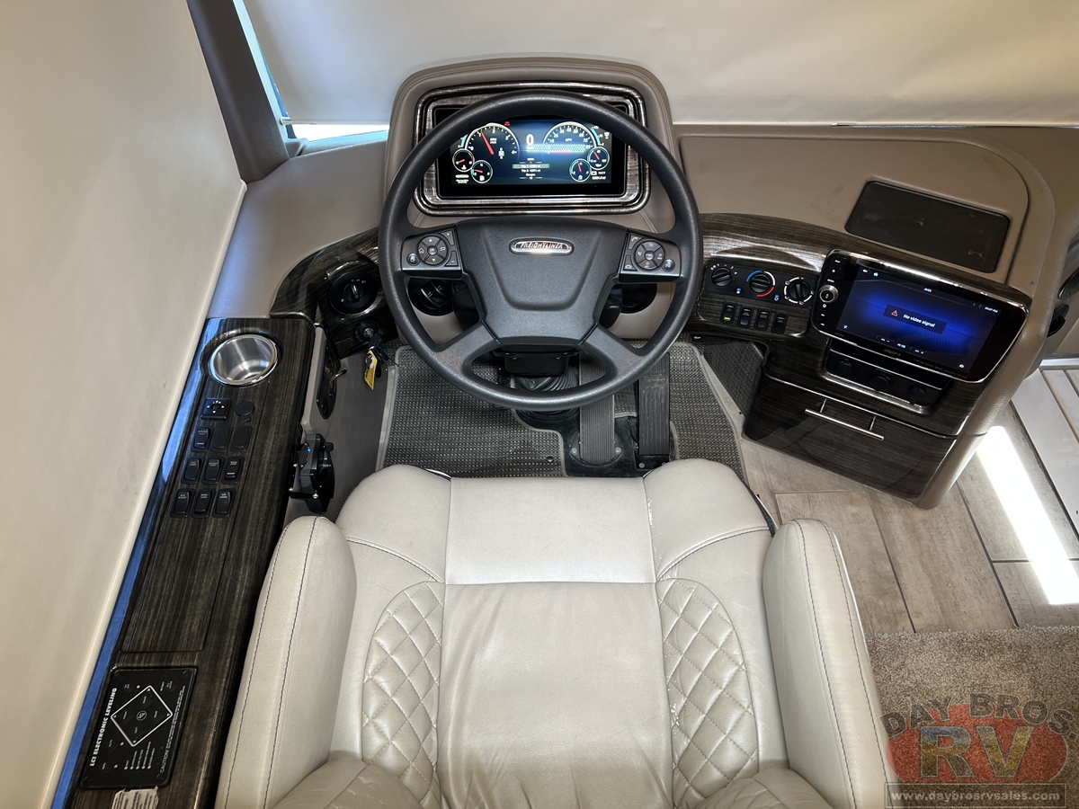 2022 Thor Motor Coach Aria Motorhome