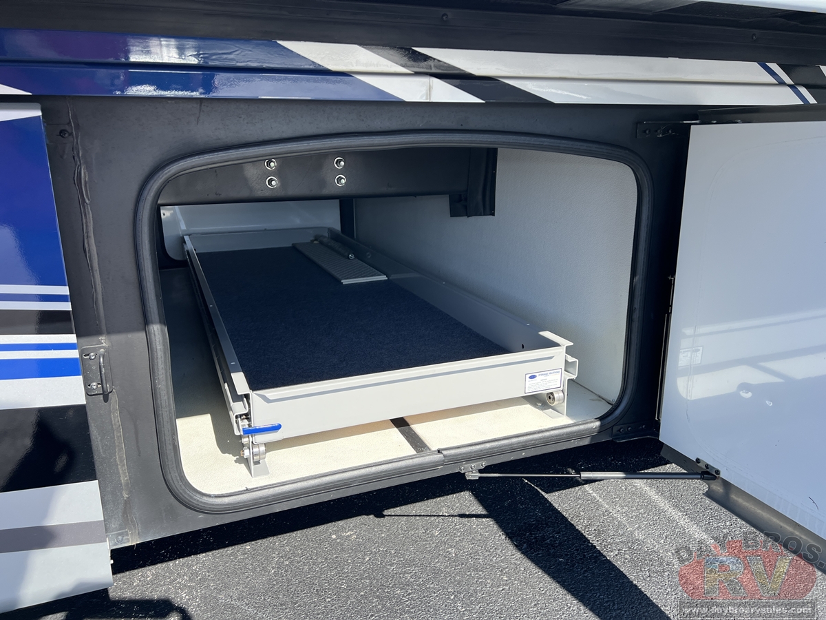 2022 Thor Motor Coach Aria Motorhome