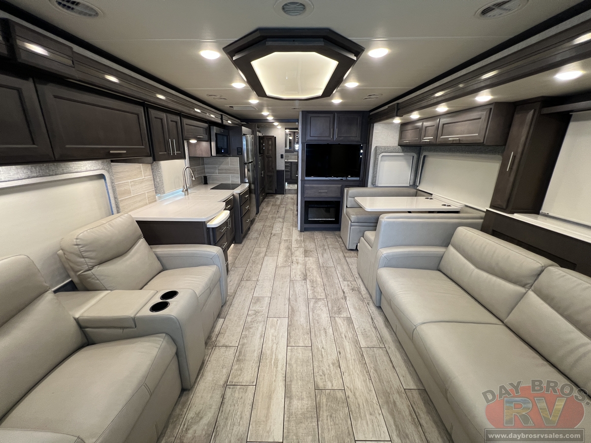 2022 Thor Motor Coach Aria Motorhome