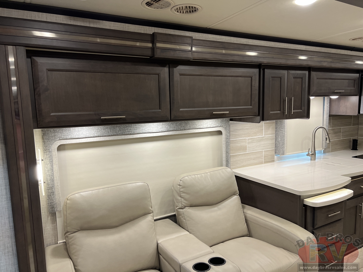 2022 Thor Motor Coach Aria Motorhome