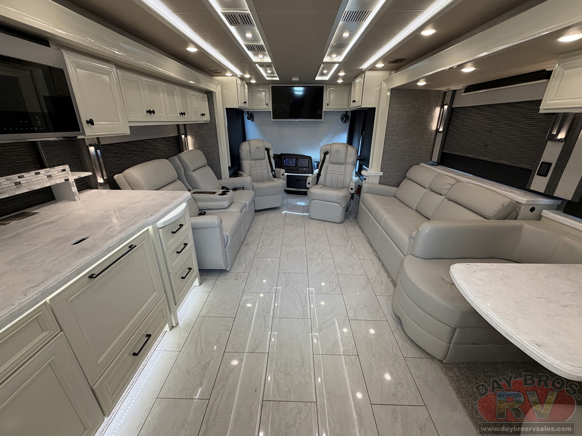 2022 Tiffin Motorhomes Allegro Bus Motorhome