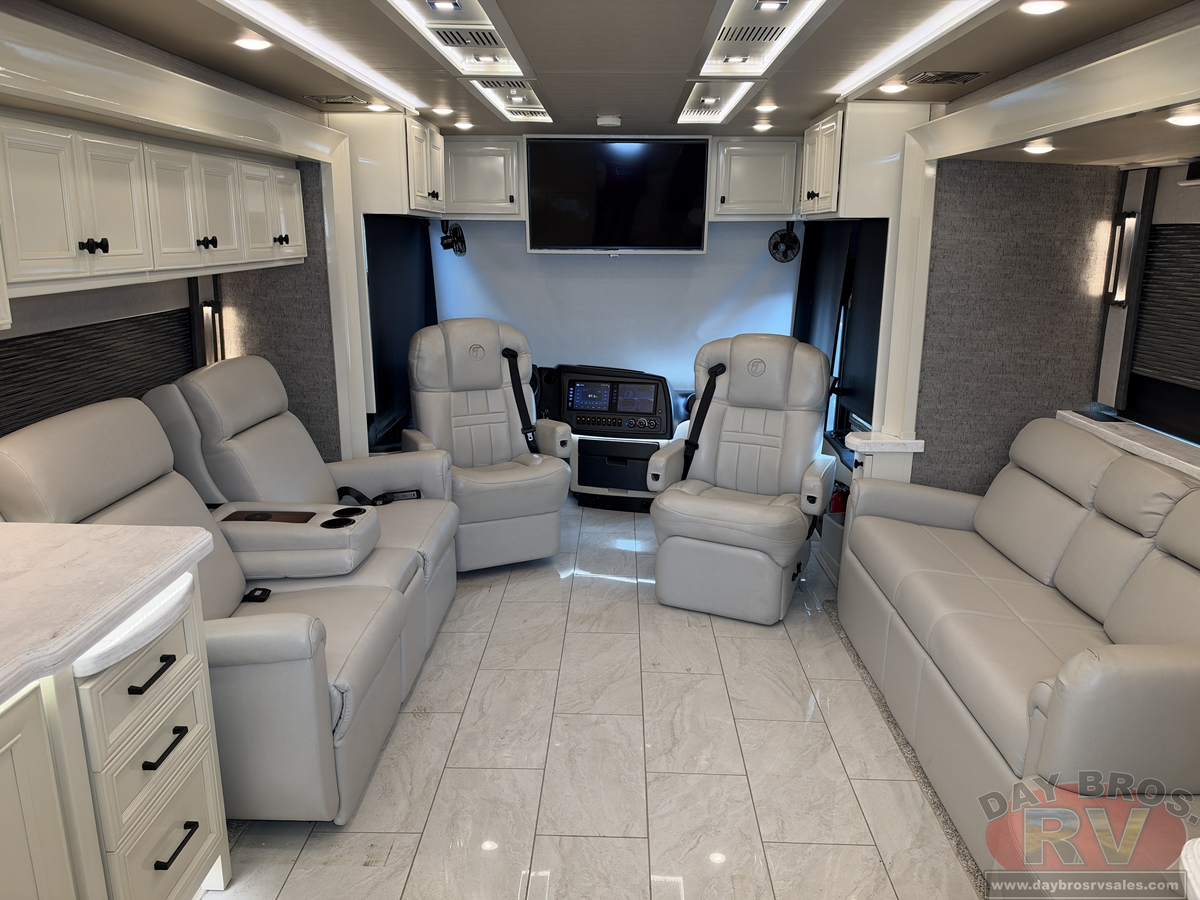 2022 Tiffin Motorhomes Allegro Bus Motorhome