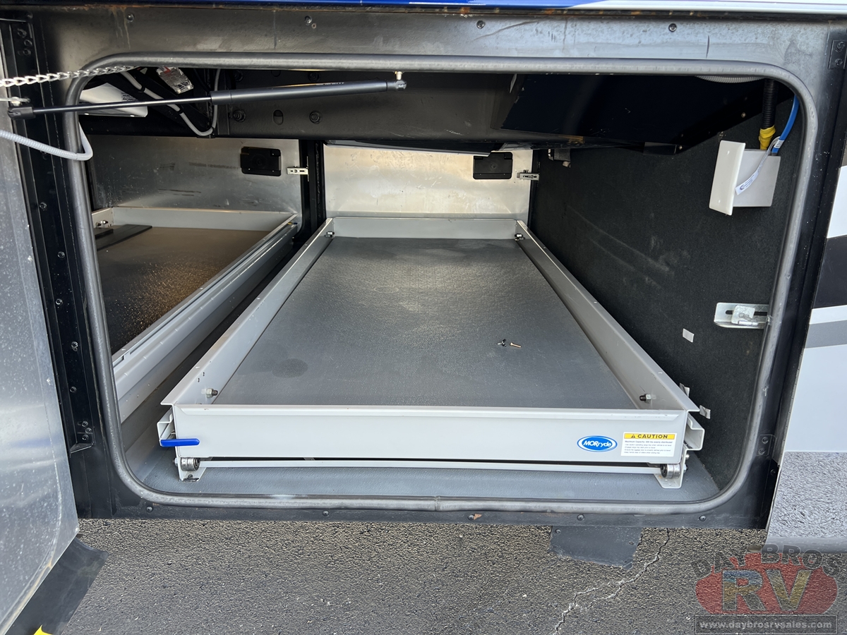 2022 Tiffin Motorhomes Allegro Bus Motorhome