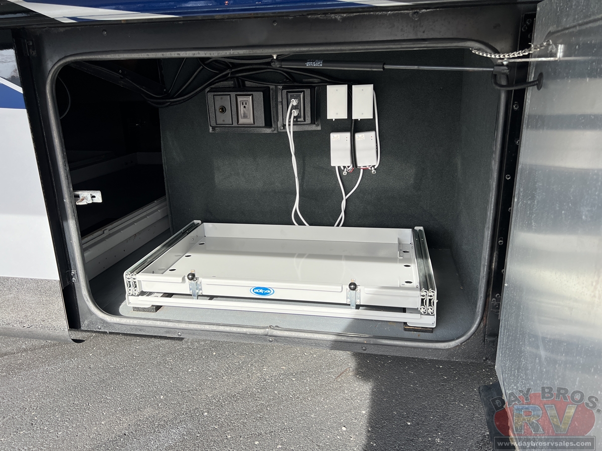 2022 Tiffin Motorhomes Allegro Bus Motorhome