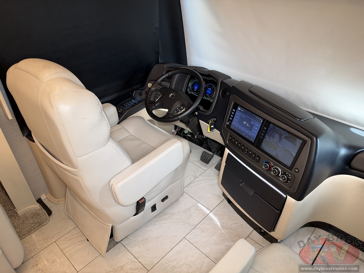 2022 Tiffin Motorhomes Allegro Bus Motorhome