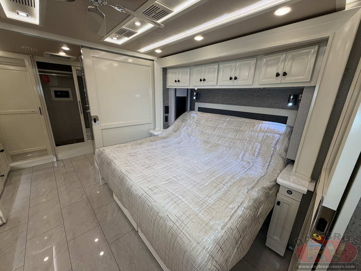 2022 Tiffin Motorhomes Allegro Bus Motorhome
