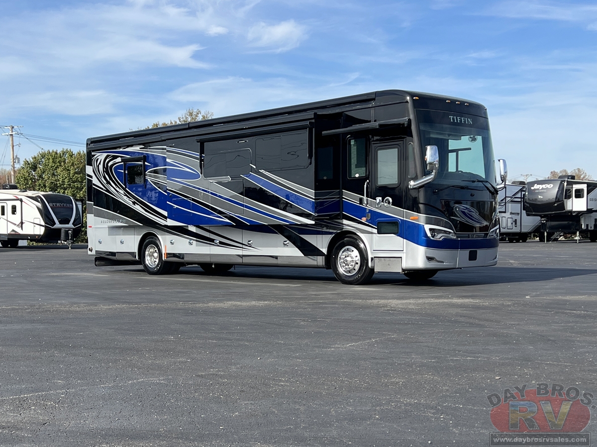2022 Tiffin Motorhomes Allegro Bus Motorhome