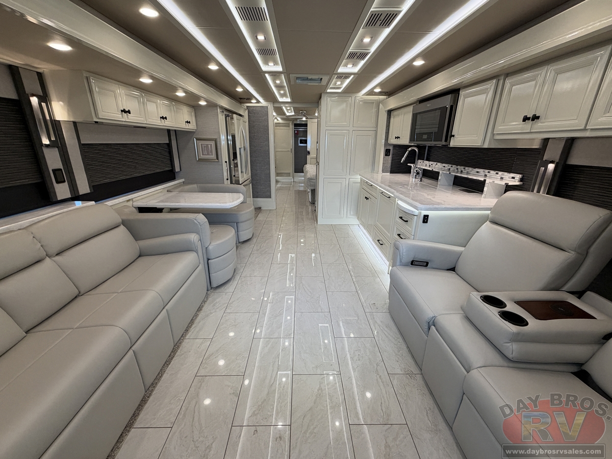 2022 Tiffin Motorhomes Allegro Bus Motorhome