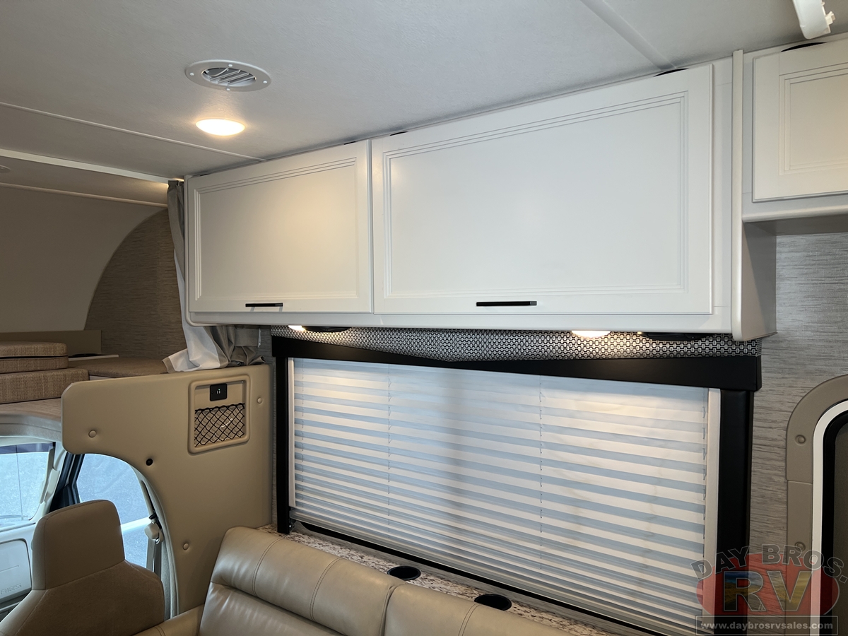 2023 Thor Motor Coach Freedom Elite Motorhome