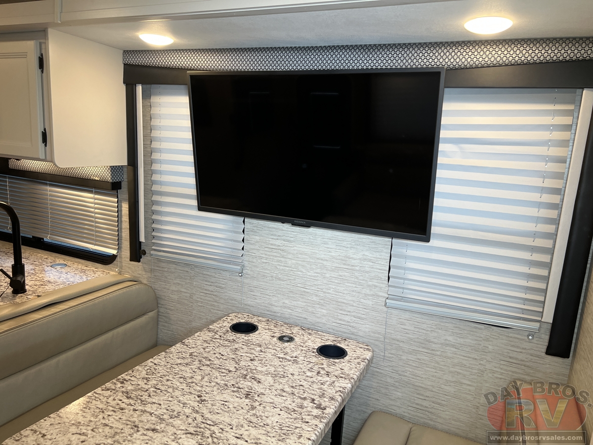 2023 Thor Motor Coach Freedom Elite Motorhome