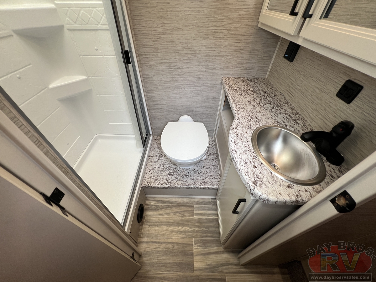 2023 Thor Motor Coach Freedom Elite Motorhome