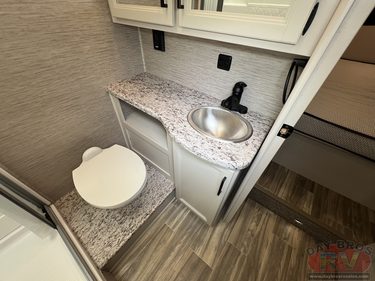 2023 Thor Motor Coach Freedom Elite Motorhome