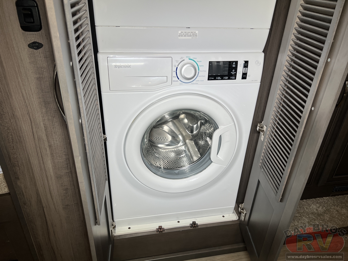 2025 Entegra Coach Accolade XL 37L Motorhome