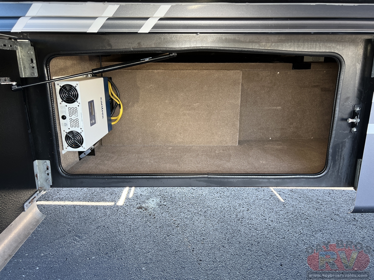 2025 Entegra Coach Accolade XL 37L Motorhome
