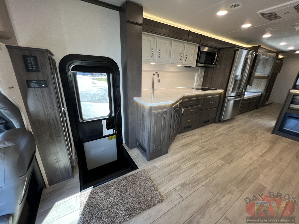 2025 Entegra Coach Accolade XL 37L Motorhome