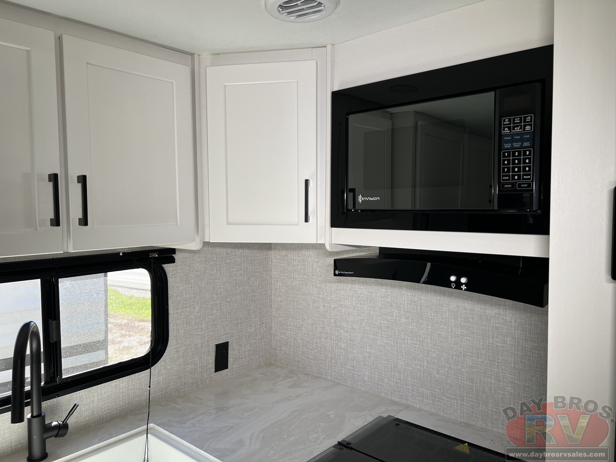 2025 Jayco Jay Flight SLX 290RKS Travel Trailer