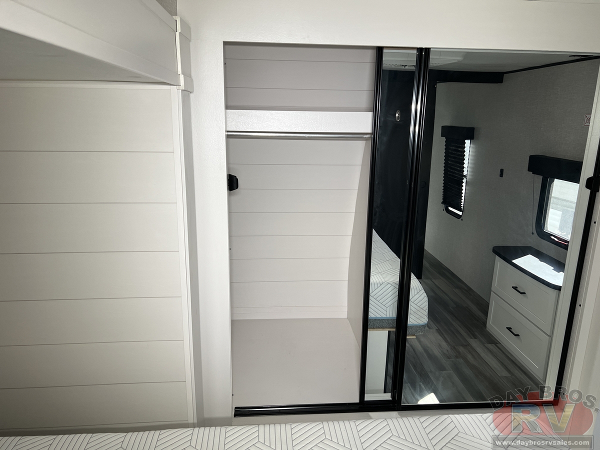 2025 Jayco Jay Flight SLX 290RKS Travel Trailer