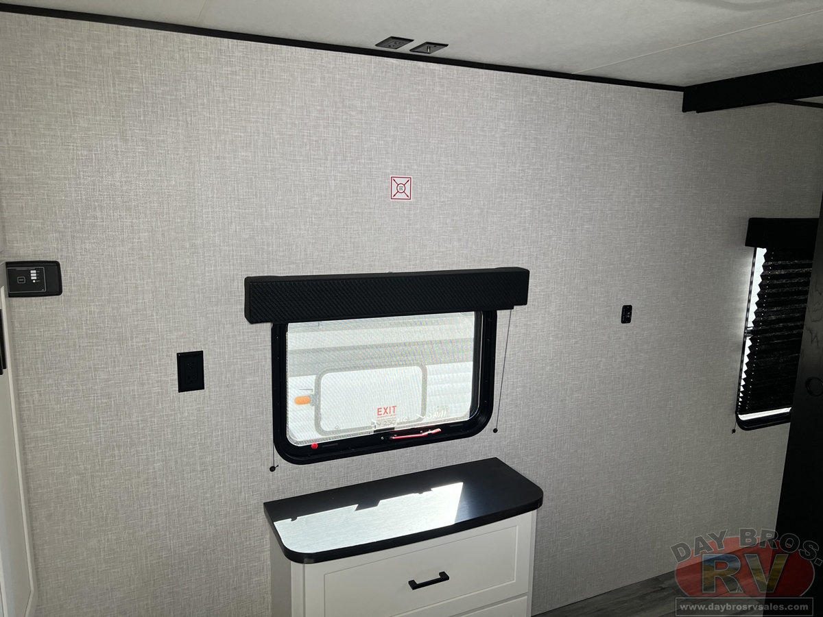 2025 Jayco Jay Flight SLX 290RKS Travel Trailer