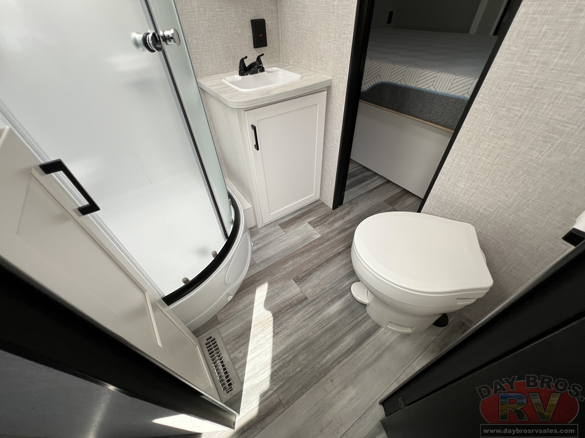 2025 Jayco Jay Flight SLX 290RKS Travel Trailer