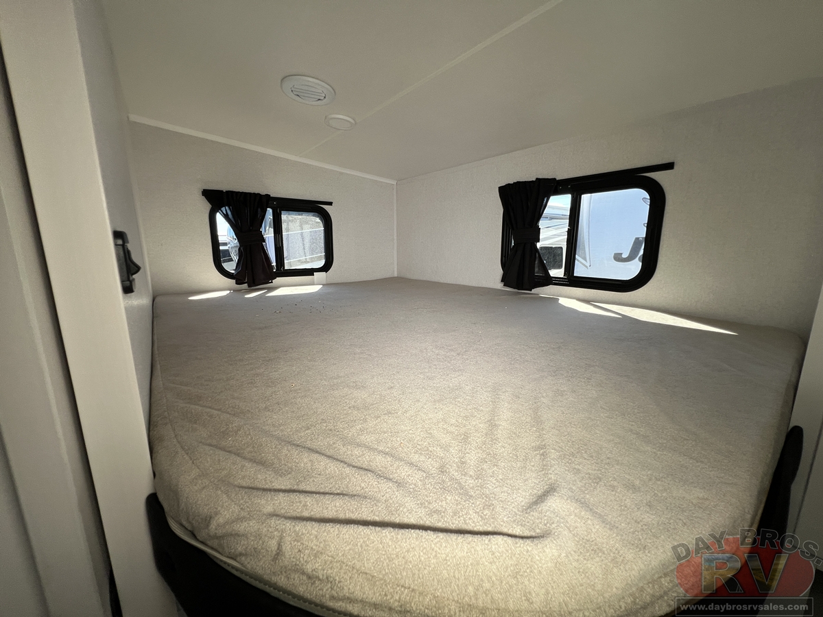 2027 Jayco Eagle SLE Fifth Wheel 28BHU Fifth Wheel